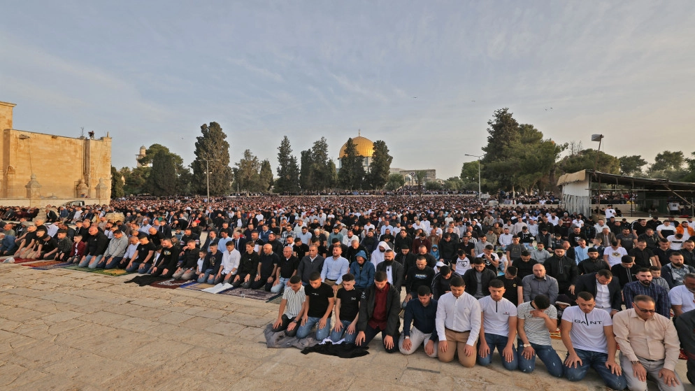 20 ألفا يؤدون صلاة الجمعة في المسجد الأقصى المبارك