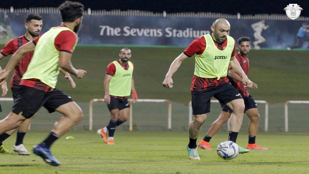 اللاعب عدي الصيفي يحطم رقما قياسيا في الاحتراف بالدوري الكويتي