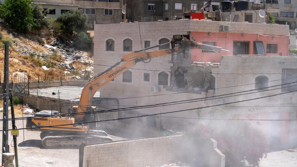 إصابة فلسطينيين إثر اعتداء قوات الاحتلال الإسرائيلي خلال هدم منزل في سلوان