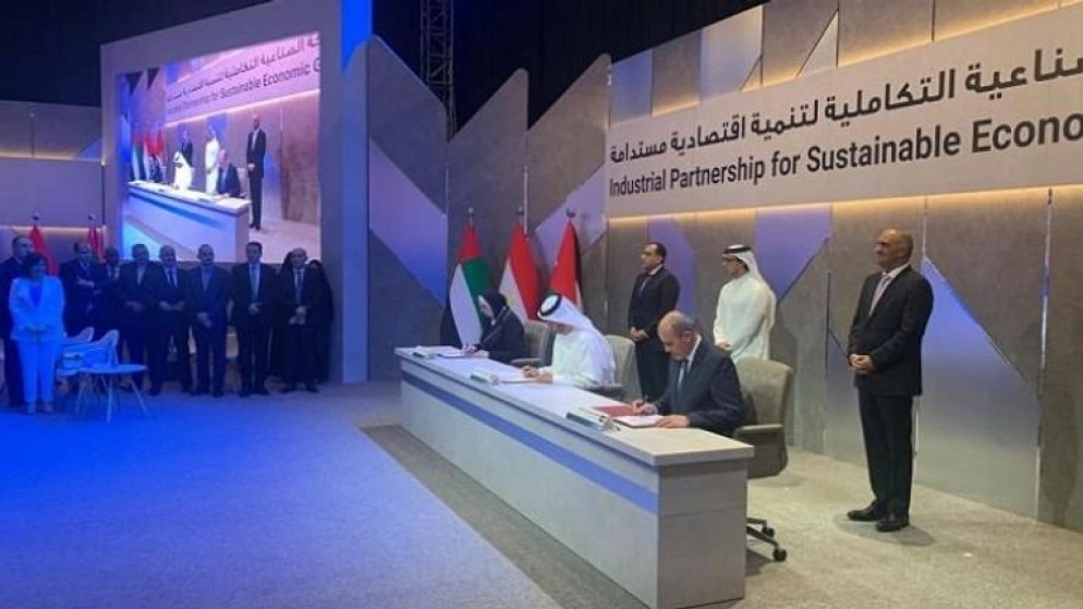 وزير الصناعة: المبادرة الأردنية المصرية الإماراتية ترجمة لبناء شراكات اقتصادية