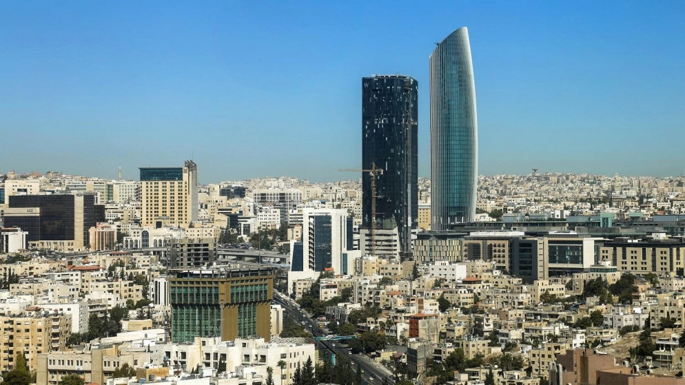 درجات الحرارة أعلى من معدلاتها العامة الاثنين