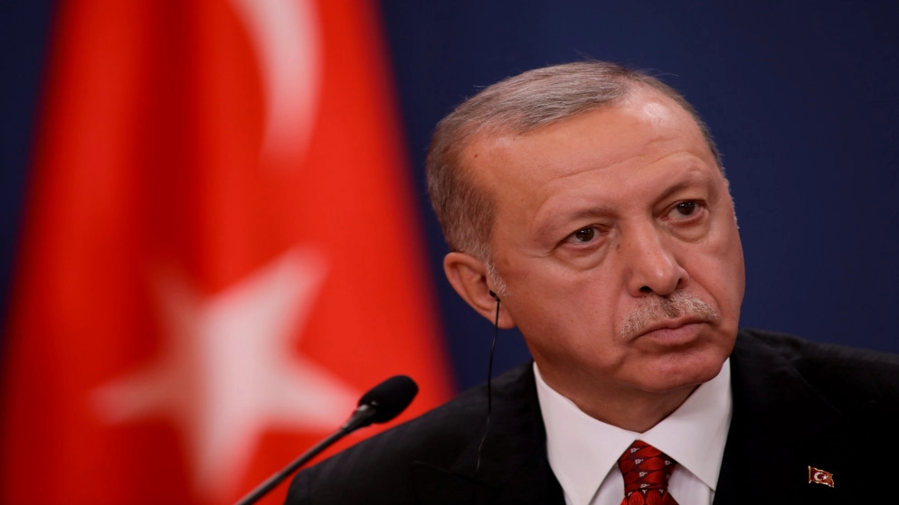أردوغان يؤكّد لبوتين "ضرورة" إنشاء منطقة آمنة عند الحدود السوريّة