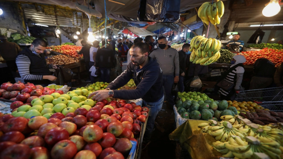 4286 طن خضار وفواكه ترد للسوق المركزي الأحد