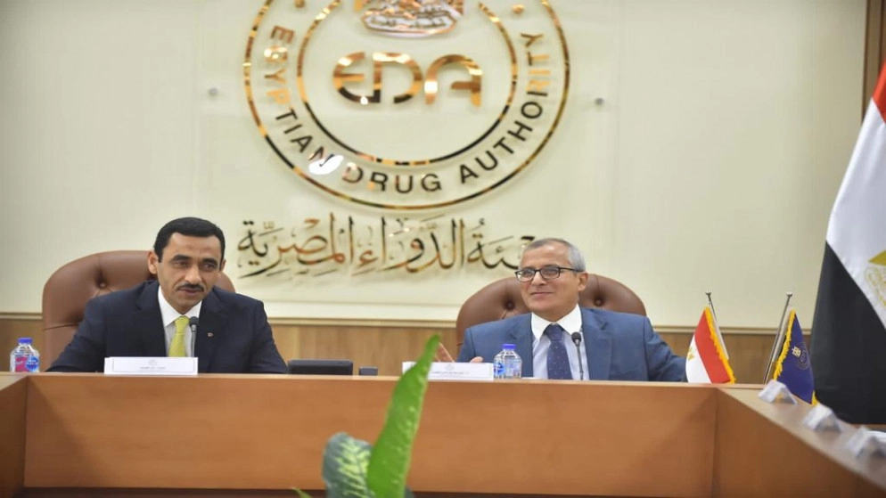 بحث تسريع تسجيل الأدوية الأردنية والمستلزمات والأجهزة الطبية في مصر