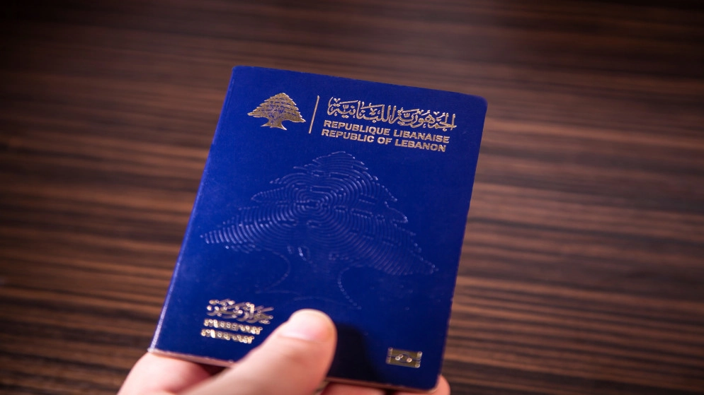 لبنان سيستأنف إصدار جوازات سفر بعد تعليق مؤقت