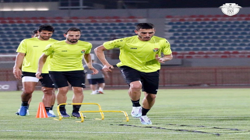 المنتخب الوطني يواجه إندونيسيا لـ"فك" الشراكة على الصدارة