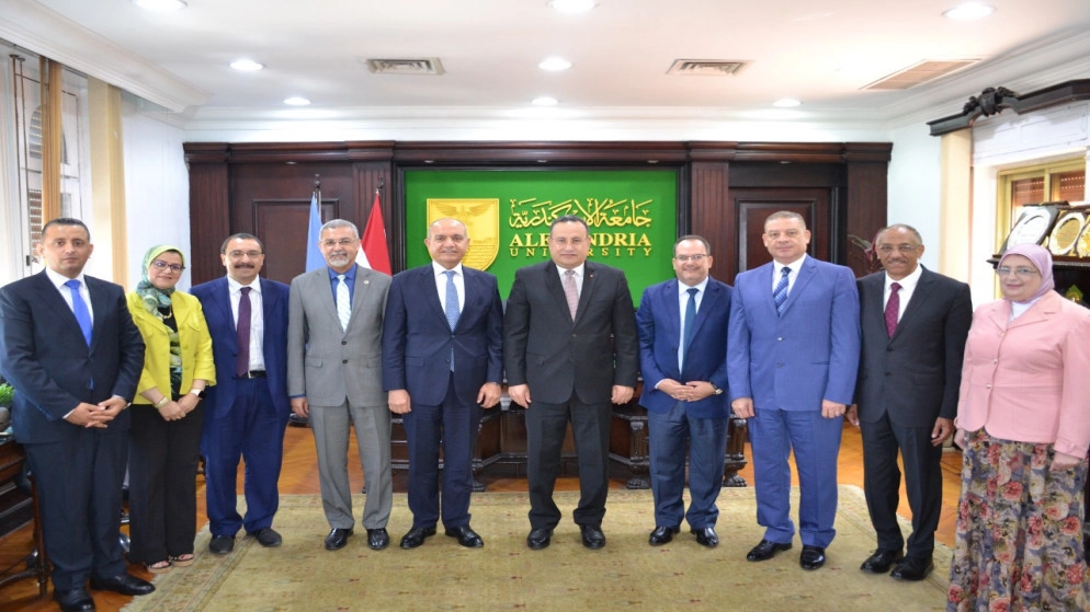 السفير الأردني في مصر يبحث مع رئيس جامعة الإسكندرية أوضاع الطلبة الأردنيين الدارسين فيها