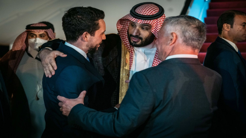الملك يؤكد أن السعودية ستظل سندا وعضدا لأمتيها العربية والإسلامية