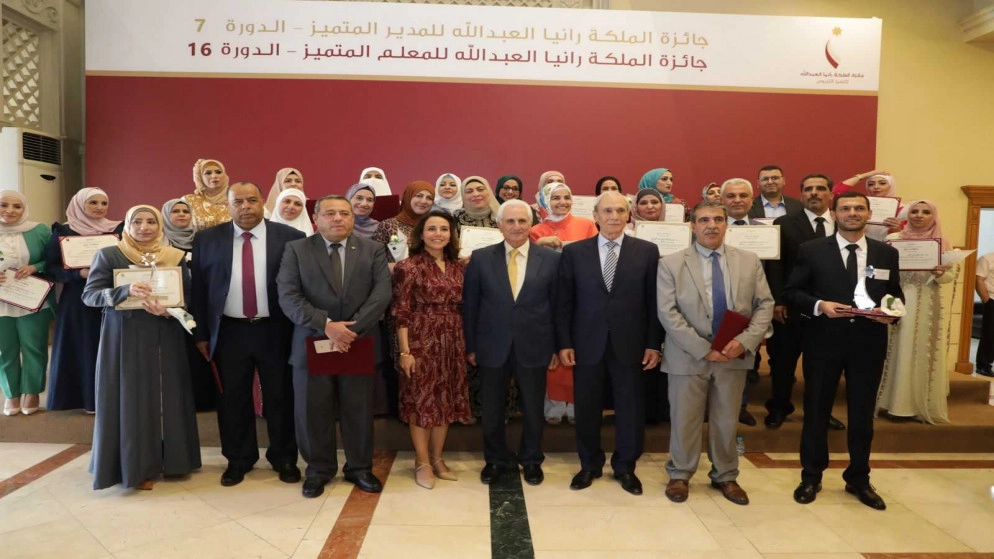 تكريم الفائزين بجائزتي المدير المتميّز والمعلّم المتميّز وجائزة مديريّات التّربية