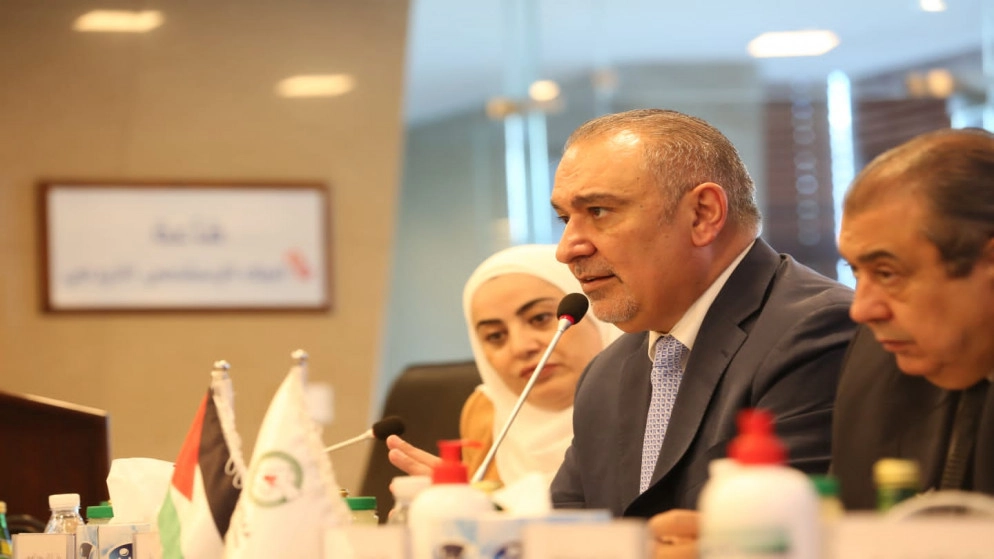 وزير التخطيط يبدأ مشاورات مع القطاع الخاص حول مسودة قانون تنظيم البيئة الاستثمارية الجديد
