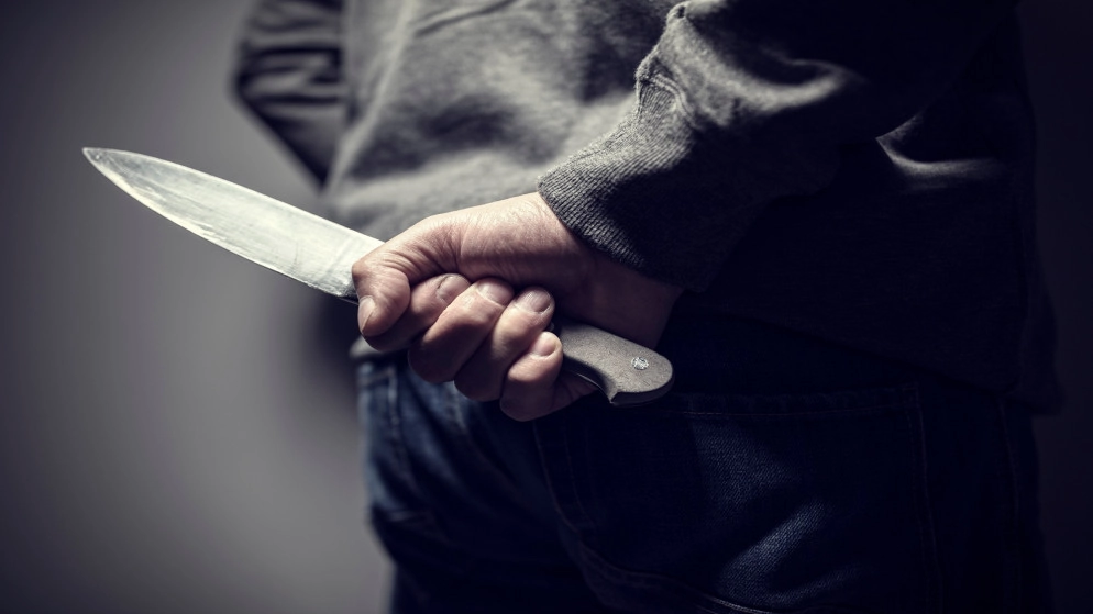 اعتداء متسول على فرق مكافحة التسول "بسكين" في عمّان
