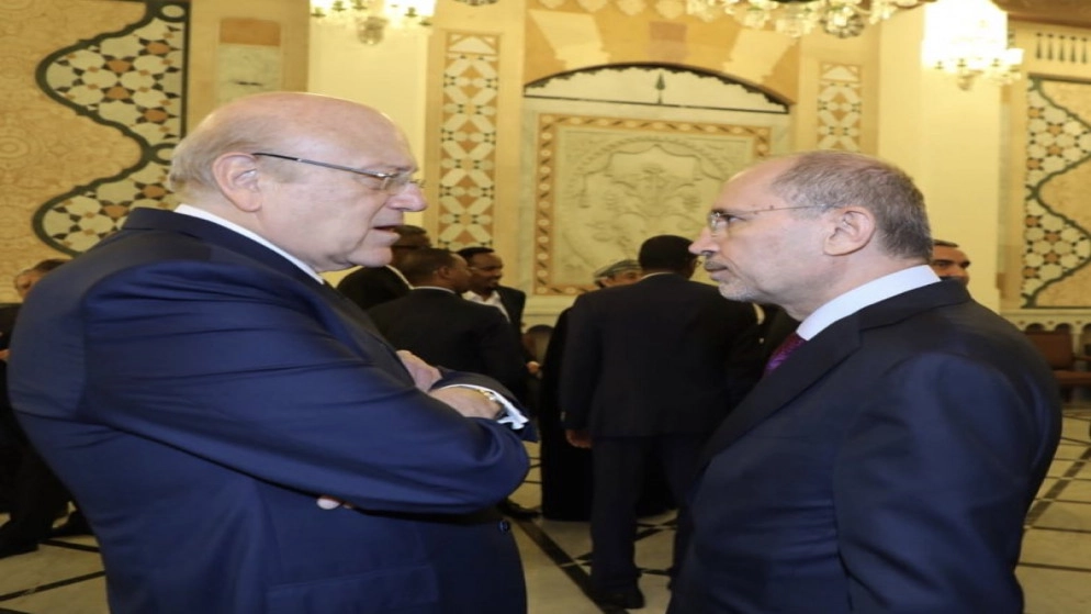 وزير الخارجية يلتقي رئيس حكومة تصريف الأعمال في لبنان