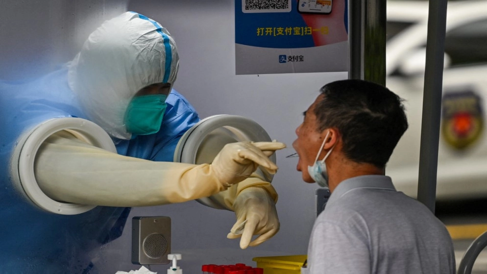 الصين تسجل 473 إصابة جديدة بفيروس كورونا