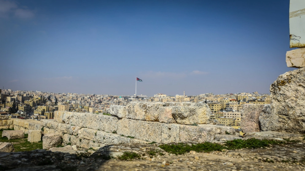 أجواء صيفية في المرتفعات الجبلية والسهول