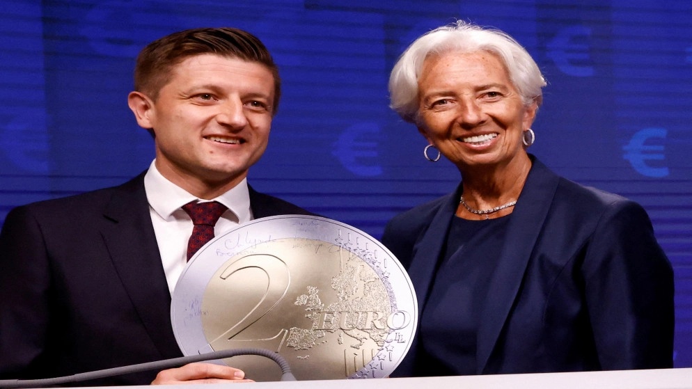 الاتحاد الأوروبي يمنح كرواتيا الضوء الأخضر لاعتماد اليورو في 2023