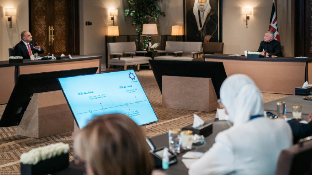 الملك: الهدف النهائي من تحديث القطاع العام تحسين الخدمات المقدمة للمواطنين