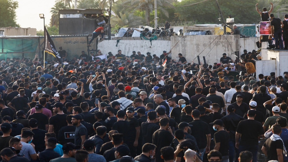 مراسل "المملكة": متظاهرو الإطار التنسيقي ينصبون خياما أمام المنطقة الخضراء
