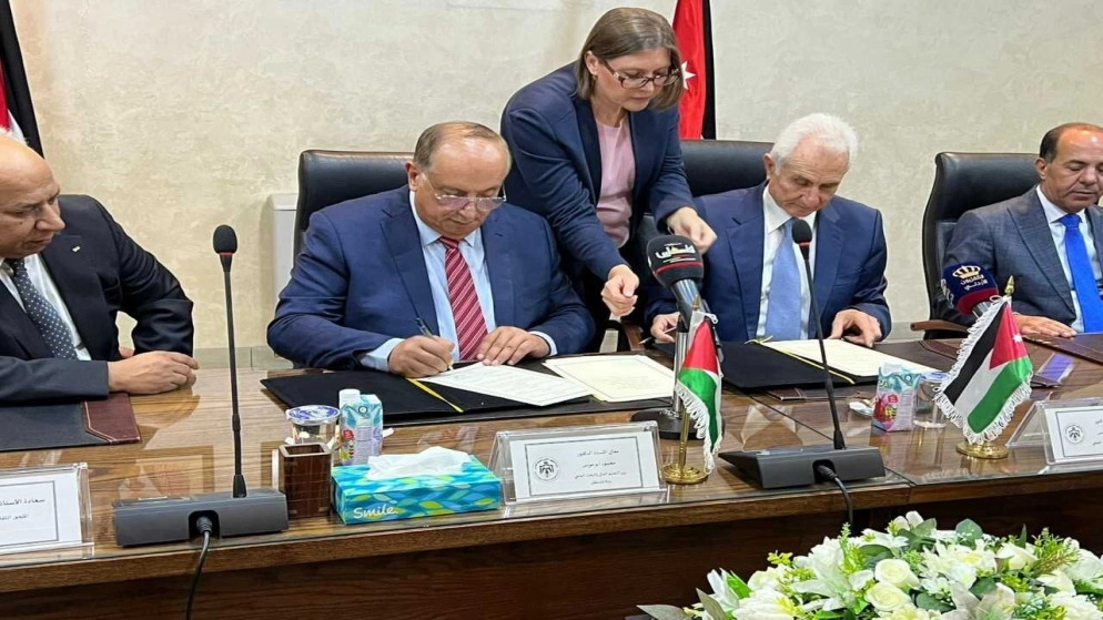 الأردن يخصص لفلسطين 350 مقعداً بالجامعات الرسمية ضمن برنامج تنفيذي للتعاون