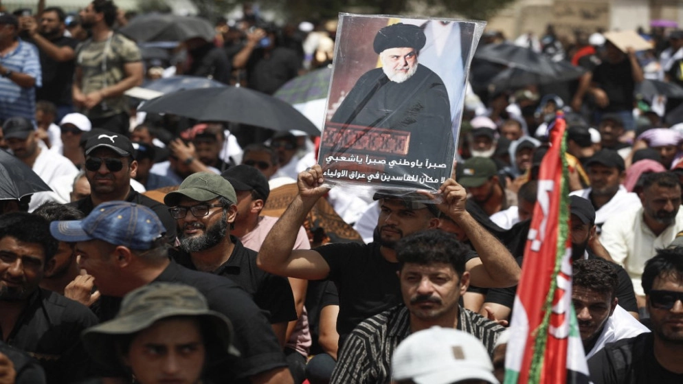 تظاهرتان متنافستان في بغداد مع استمرار الأزمة السياسية