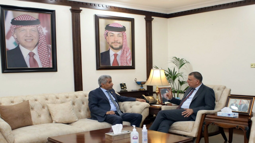 وزير الداخلية يبحث التعاون الأمني العربي المشترك