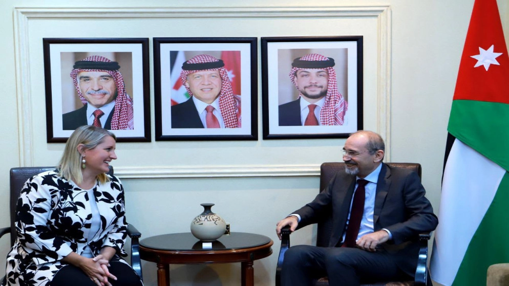الأردن والولايات المتحدة يبحثان سبل تعزيز التعاون