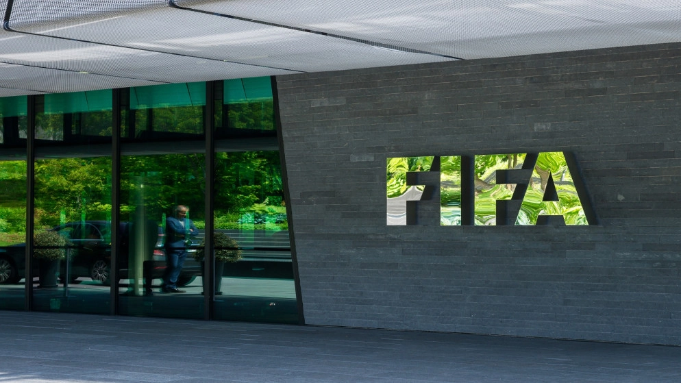 فيفا والاتحاد الآسيوي يمهدان لفك الحظر عن الملاعب السورية