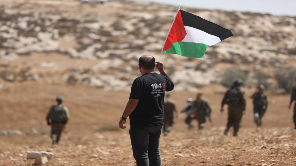 إصابة فلسطيني بهجوم لمستوطنين على قرية التوانة جنوب الخليل