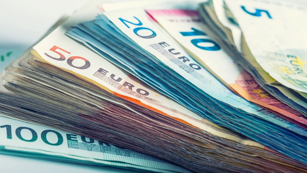 المفوضية الأوروبية: تحديد سقف "للأرباح الفائقة" سيجلب 140 مليار يورو لدول الاتحاد الأوروبي