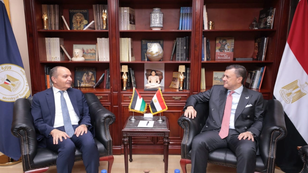الأردن ومصر يؤكدان أهمية التعاون الثنائي في المجال السياحي