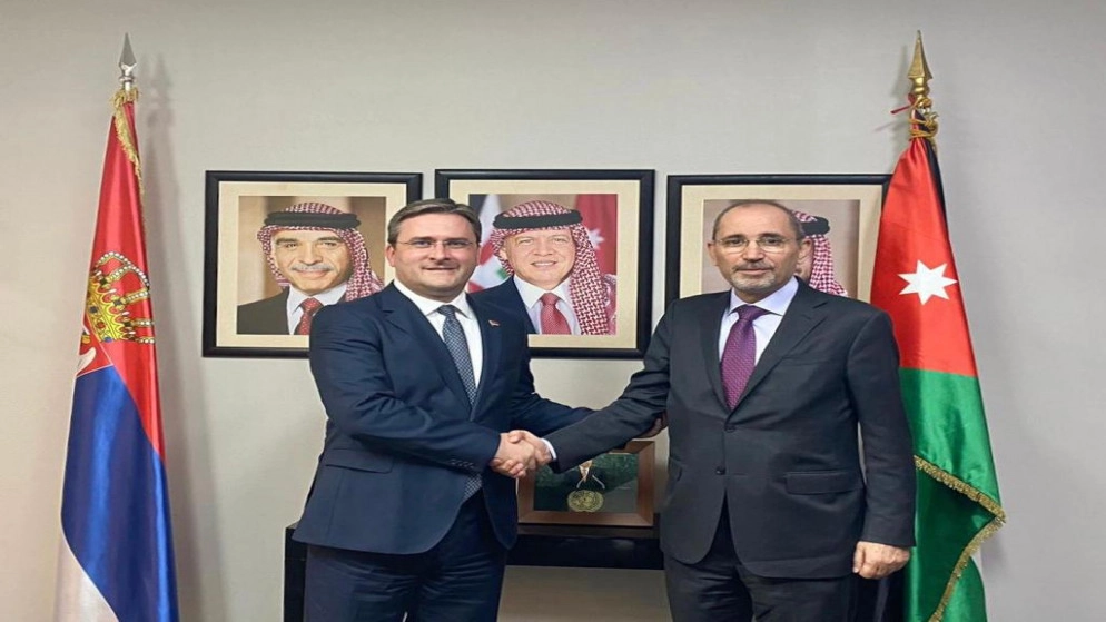وزير الخارجية يوقع مع نظيره الصربي مذكرة تفاهم بشأن التعاون بين البلدين