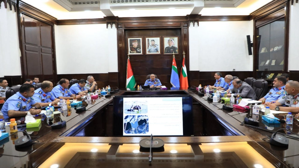 مدير الأمن العام يعلن عن مرحلة جديدة لتطوير أنظمة الحماية وتحديث مركبات الإسعاف والإنقاذ