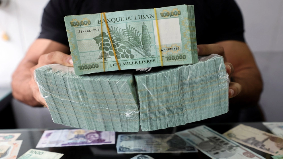 وزير المال: لبنان يخفض سعر الصرف الرسمي لليرة مقابل الدولار